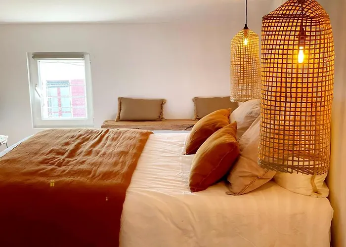 La Maison de Lyna - Suites de charme intra-muros avec parking&autonomie